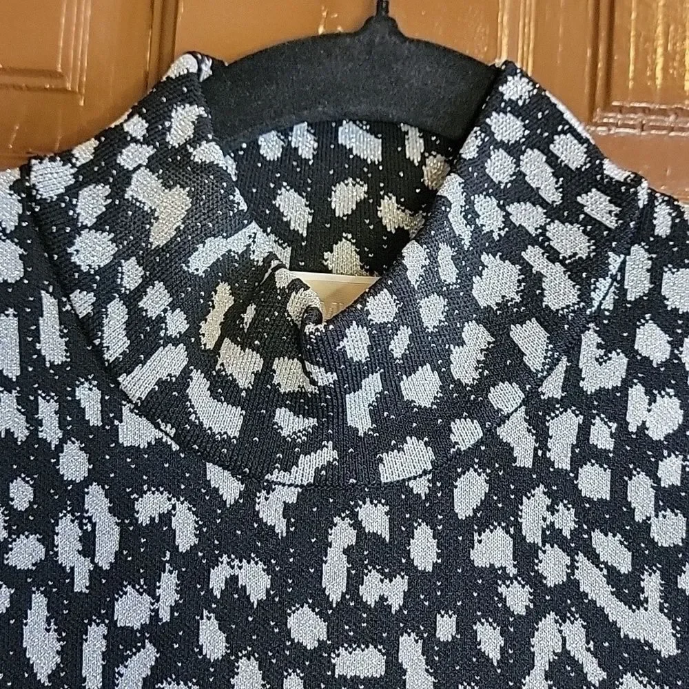Michael Kors-Shimmery blk/gray animal print dress with bell sleeves Size XS.